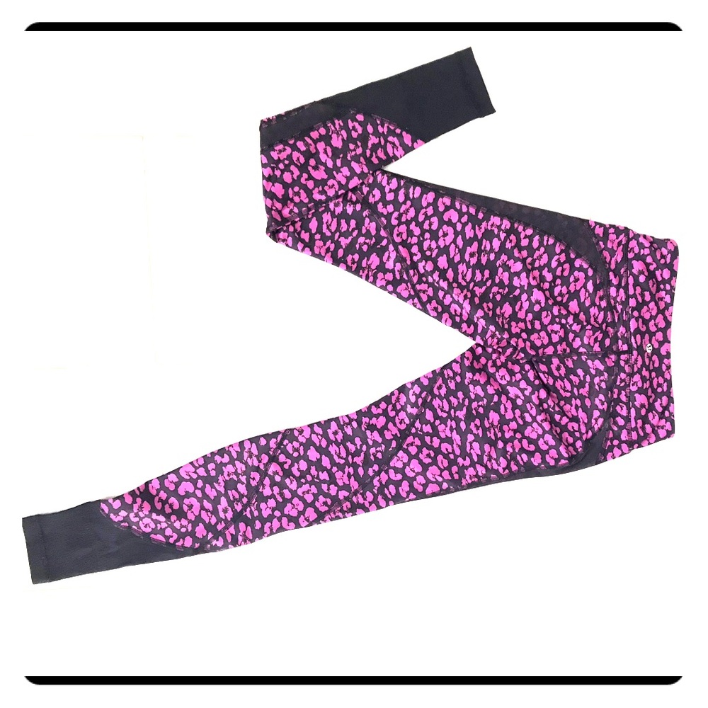 Lululemon Drop It Like It’s Hot pants